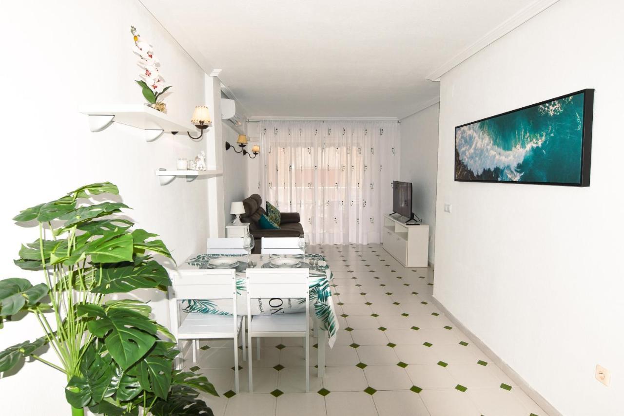 Апартаменты Apartamento Sol Y Playa Торевьиа Экстерьер фото